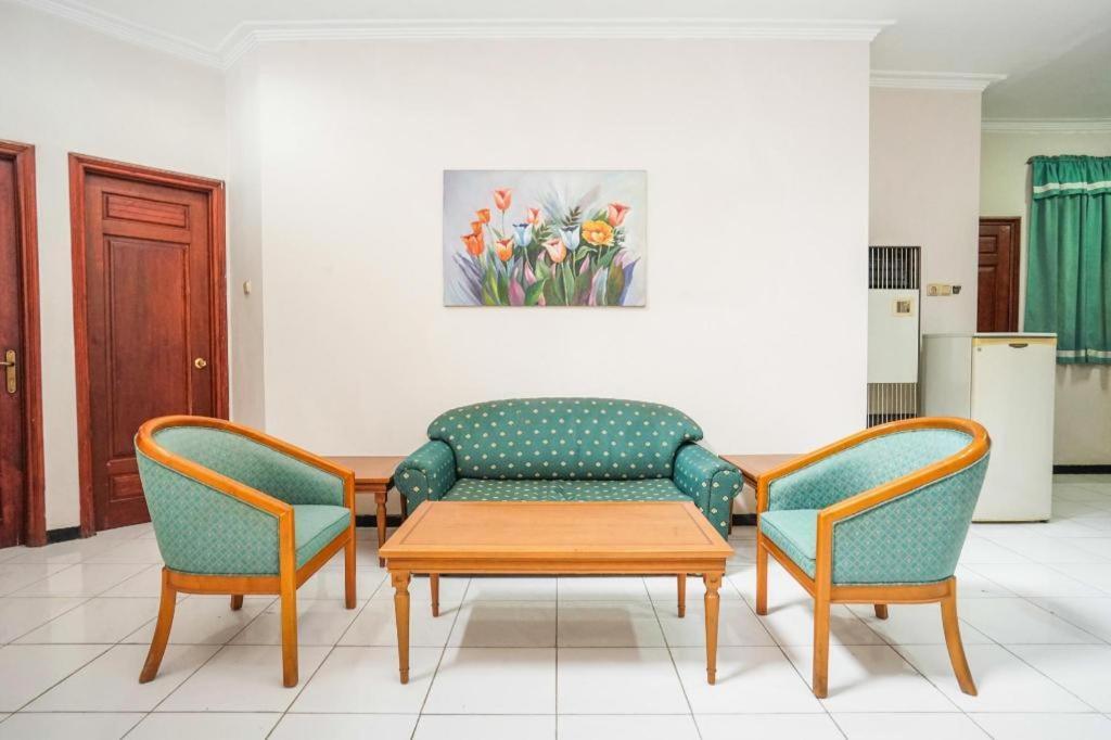 Istana Permata Juanda Otel Sawotratap Dış mekan fotoğraf