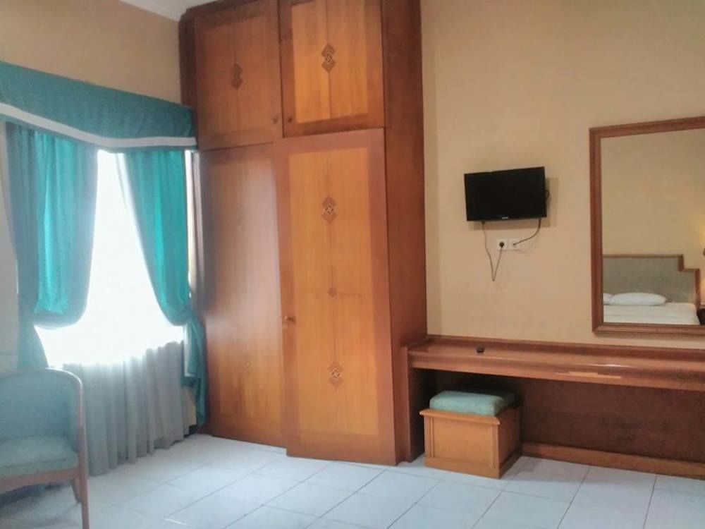 Istana Permata Juanda Otel Sawotratap Dış mekan fotoğraf
