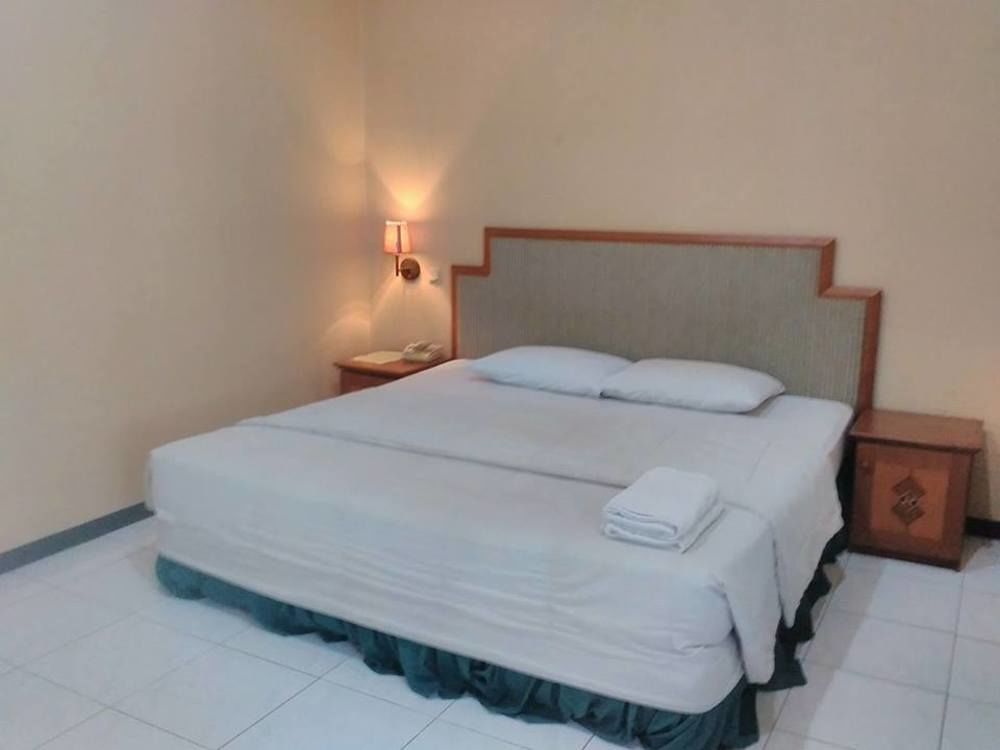 Istana Permata Juanda Otel Sawotratap Dış mekan fotoğraf