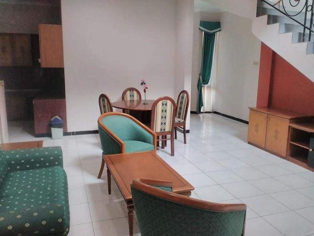 Istana Permata Juanda Otel Sawotratap Dış mekan fotoğraf