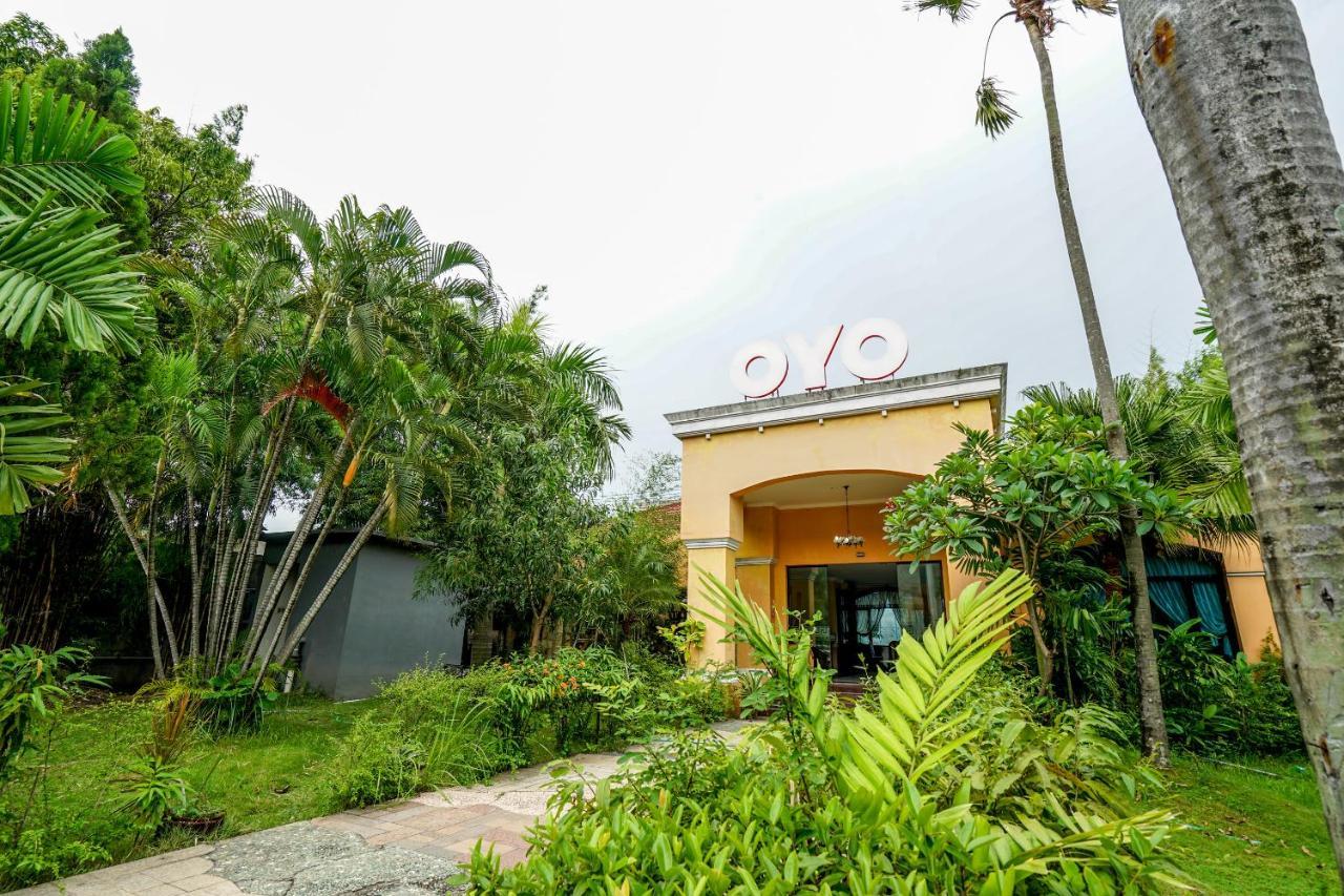 Istana Permata Juanda Otel Sawotratap Dış mekan fotoğraf