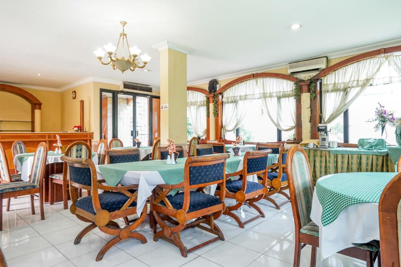 Istana Permata Juanda Otel Sawotratap Dış mekan fotoğraf