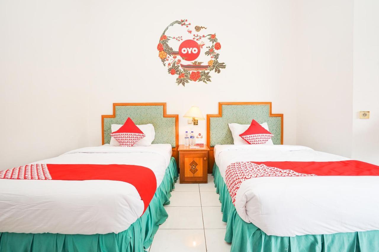 Istana Permata Juanda Otel Sawotratap Dış mekan fotoğraf