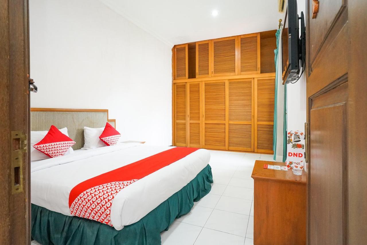 Istana Permata Juanda Otel Sawotratap Dış mekan fotoğraf