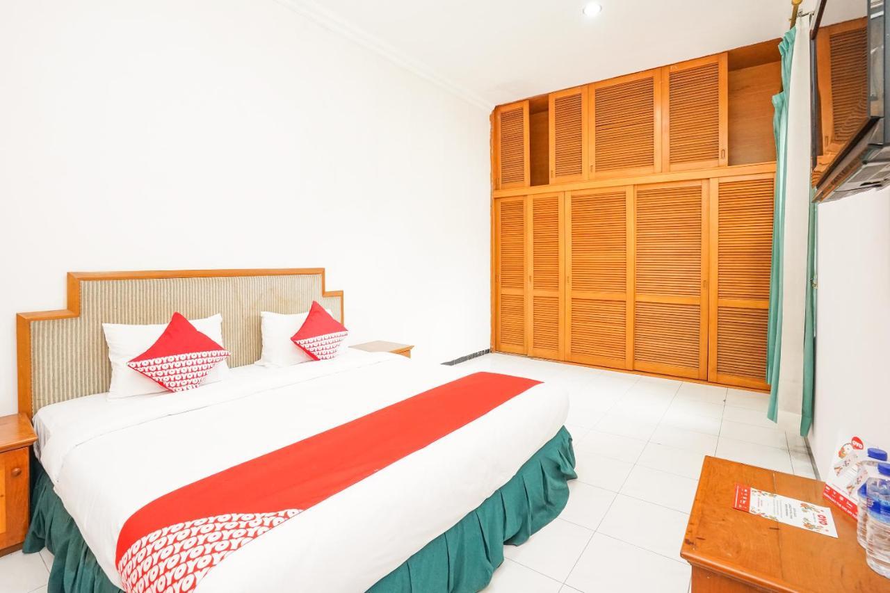 Istana Permata Juanda Otel Sawotratap Dış mekan fotoğraf