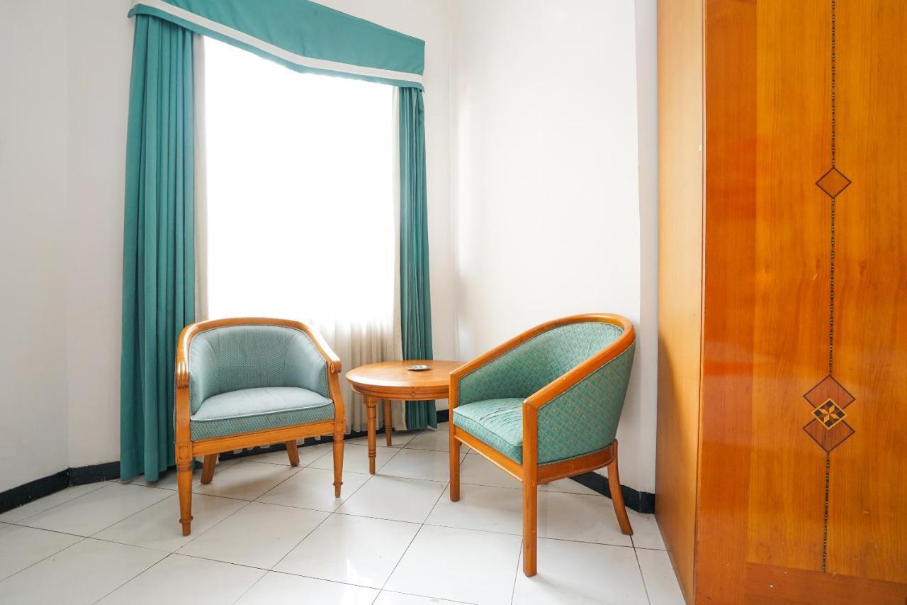 Istana Permata Juanda Otel Sawotratap Dış mekan fotoğraf