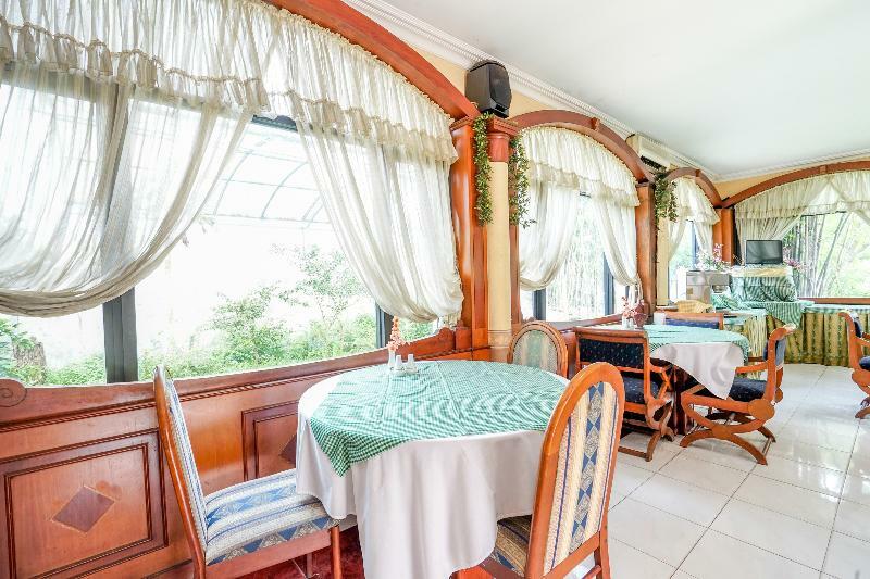 Istana Permata Juanda Otel Sawotratap Dış mekan fotoğraf