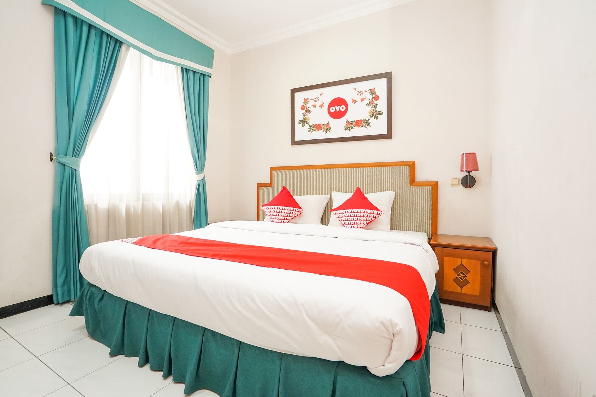 Istana Permata Juanda Otel Sawotratap Dış mekan fotoğraf